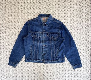 (Category: ) located in . Submitted by highestlevelbrandedvintage (Listing ID 1442679523, Image 1). Description: .