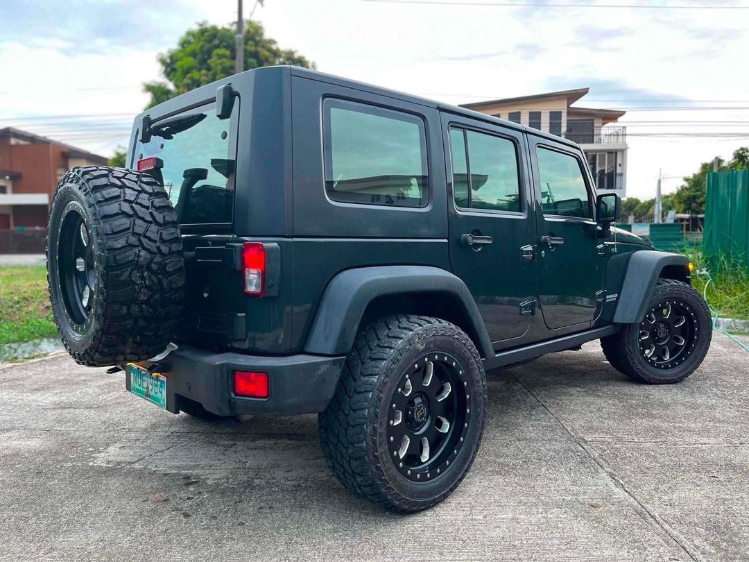 Jeep Wrangler Unlimited Sport Auto (Category: Used Cars) located in Manila. Submitted by quality_cars (Listing ID 1442627607, Image 3). Description: FOR SALE‼️ 2010 Jeep Wrangler Unlimited Sport A/T 💸 Cash / Trade-in / Financing ✅ Gas Engine ✅ Automatic Transmission ✅ Hard Top & Soft Top Included ✅ 70,000 KM Mileage ✅ Original Paint ✅ 5pcs 20” BR Mags ✅ Cooper All-Terrain Tires ✅ Well-Maintained ✅ Ready for Long Drive ✅ Clean Papers 💰 Price: ₱1