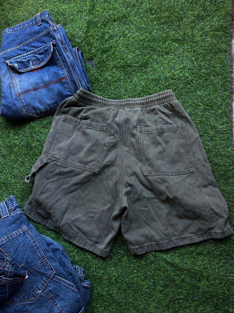 JORTS & PANTS ( ASPACK ) (Category: Jeans) located in Cebu City. Submitted by pick2zeroo (Listing ID 1442633761, Image 3). Description: SIZE : 30 to 36 Pasok lahat pang psg nyo or resell Dm open for vc with items .