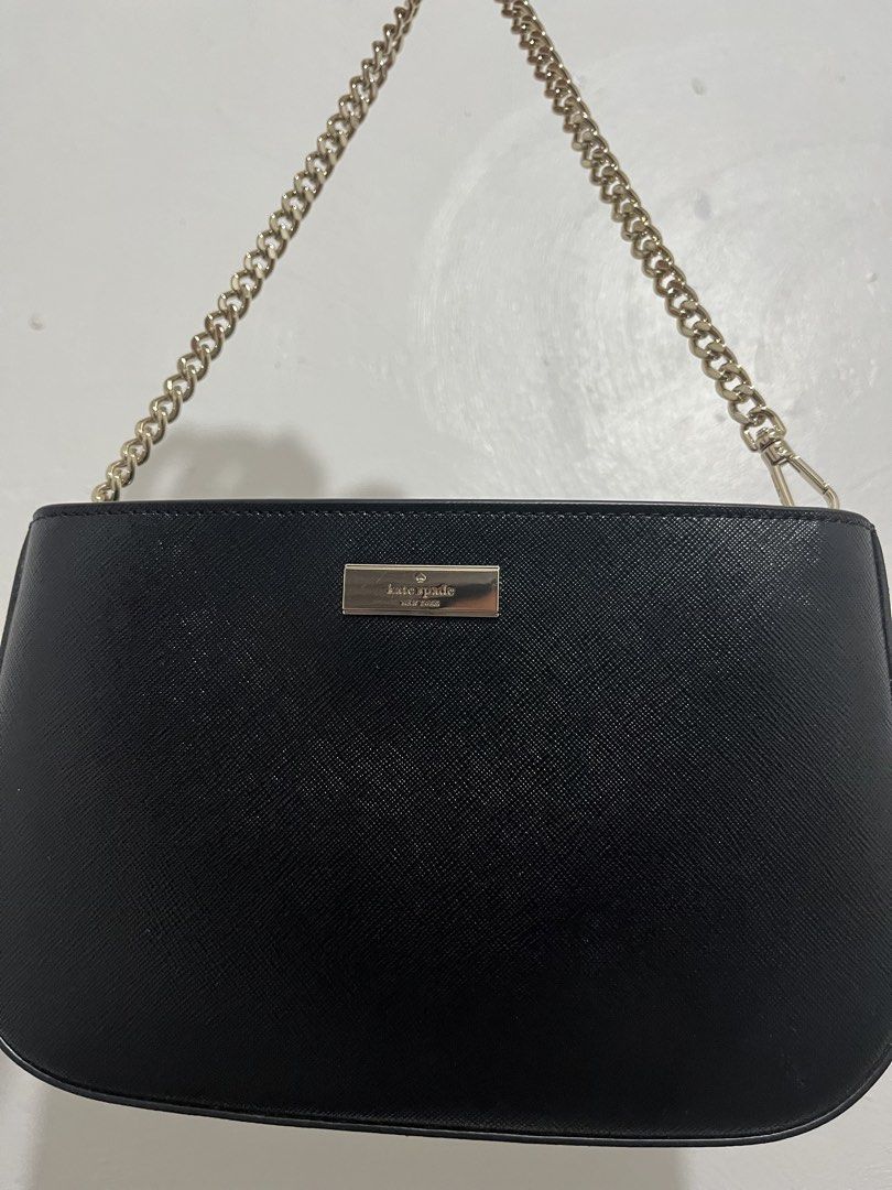 Kate Spade Black Leather Chain Shoulder Bag (Category: Luxury Bags & Wallets) located in Manila. Submitted by raawrnicss (Listing ID 1442706561, Image 1). Description: ORIGINAL Bought for 4k Used once only NO ISSUES 💯 Payment first Can do meet up in SM Megamall Delivery: Lalamove.