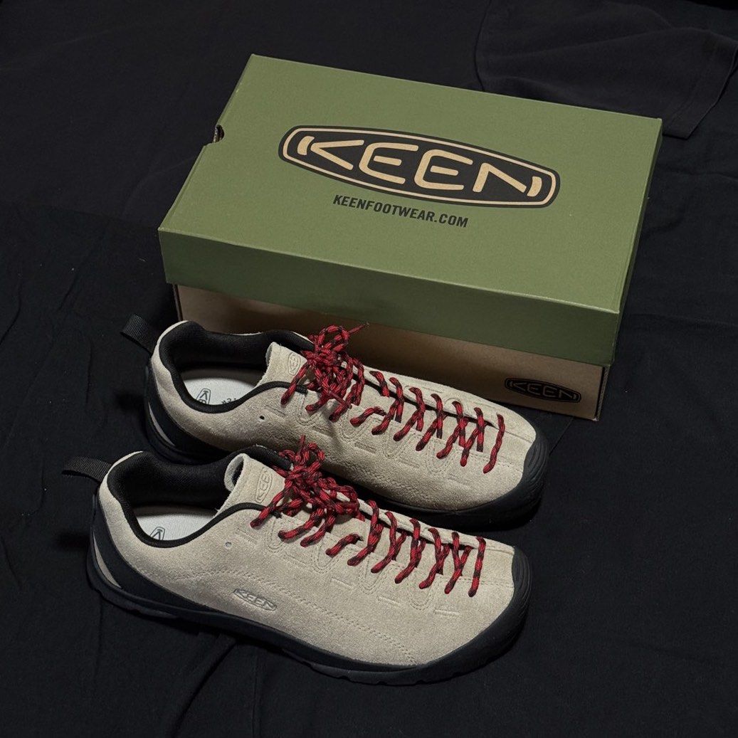 KEEN Jasper Silver Mink (Category: Sneakers) located in Singapore. Submitted by kjgoh88 (Listing ID 1441289254, Image 1). Description: Classic Keen Jasper pair. Mint condition. Size US10, selling it out because slightly larger for me. Come with original box and free shoe laces. Pm for details..