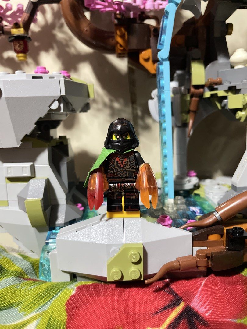 LEGO Ninjago Minifigures (Category: Lego & Building Sets) located in Quezon City. Submitted by patricktzy (Listing ID 1442554240, Image 3). Description: LEGO Ninjago minifigures Pm for more info.