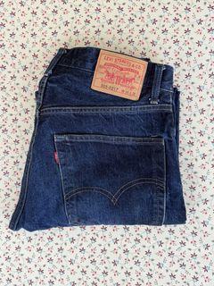 (Category: ) located in . Submitted by highestlevelbrandedvintage (Listing ID 1442662415, Image 1). Description: .