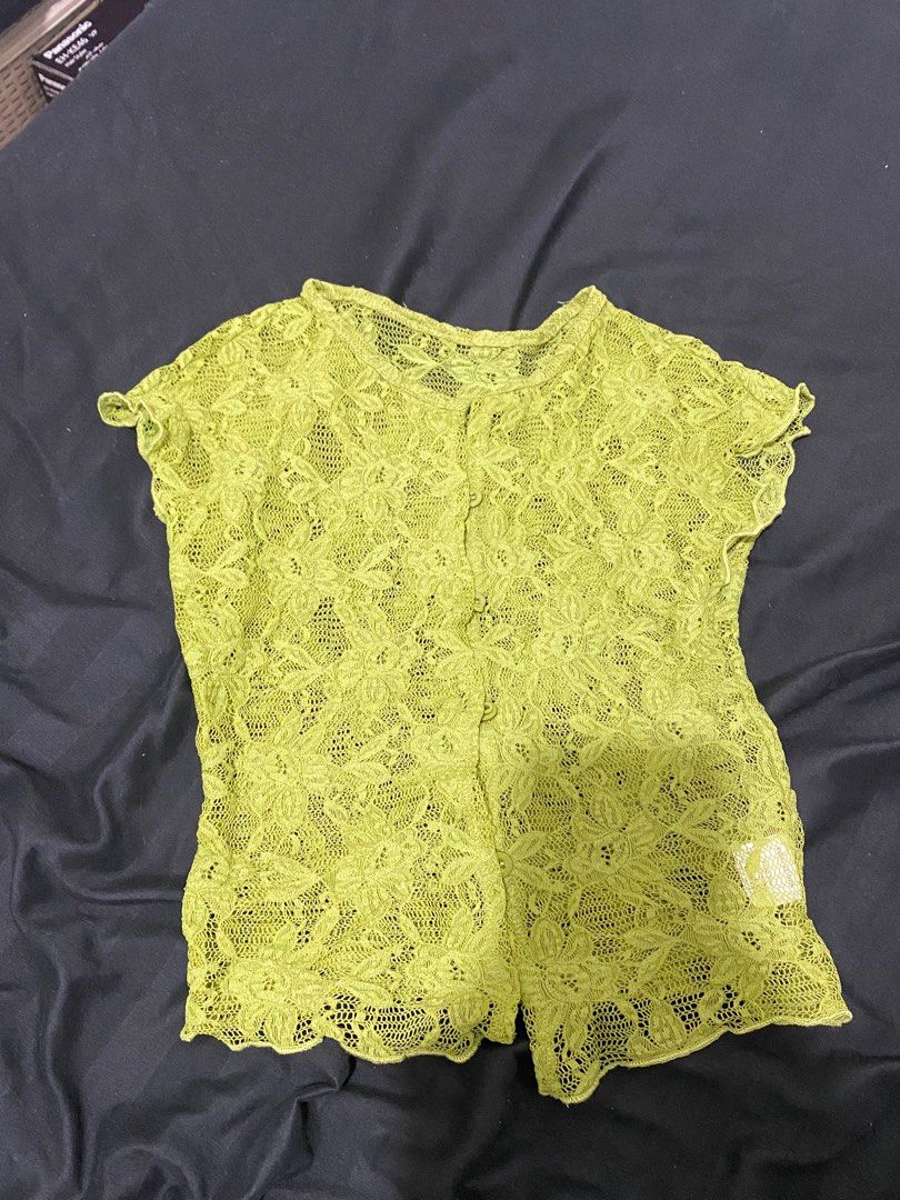 Lime Green Lace Button-Up Short Sleeve Top (Category: Blouses) located in Rizal. Submitted by 777ari. (Listing ID 1442556040, Image 1). Description: - see thru top - fits s-m 📍5th ave, Caloocan City.