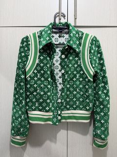 (Category: ) located in . Submitted by shop_withb (Listing ID 1442685366, Image 1). Description: .