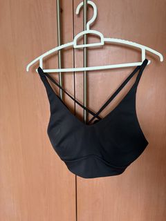 (Category: ) located in . Submitted by helpmegetridofmyclothes (Listing ID 1442598394, Image 1). Description: .