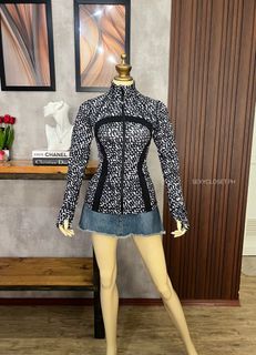 (Category: ) located in . Submitted by sexycloset2.0 (Listing ID 1442584468, Image 1). Description: .