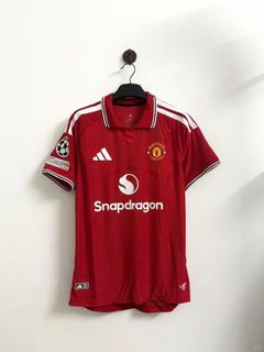 (Category: ) located in . Submitted by calcio_sport_jersey (Listing ID 1442718770, Image 1). Description: .