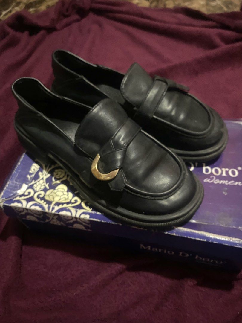 mario d’ boro black loafers (Category: Loafers) located in Manila. Submitted by wellovedbysa (Listing ID 1442647745, Image 1). Description: - PAMIGAY SALE! - orig price: 1899 - good as school shoes - rfs: decluttering.