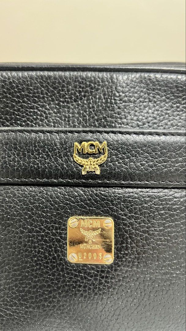 MCM Black Leather Crossbody Bag (Category: Luxury Bags & Wallets) located in Cavite. Submitted by bubfinds (Listing ID 1442687781, Image 2). Description: Missing chain strap but can buy replacement in orange app :) Condition: 5/10 (see photos) Quality: 10/10 (especially the leather 💯) .