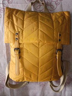 (Category: ) located in . Submitted by elevens_online_thrift_shop (Listing ID 1442590576, Image 1). Description: .