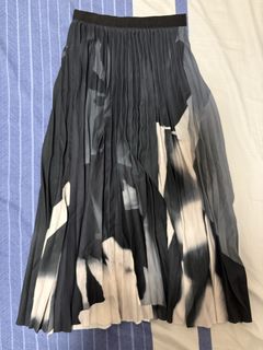 (Category: ) located in . Submitted by nibbb (Listing ID 1442622959, Image 1). Description: .