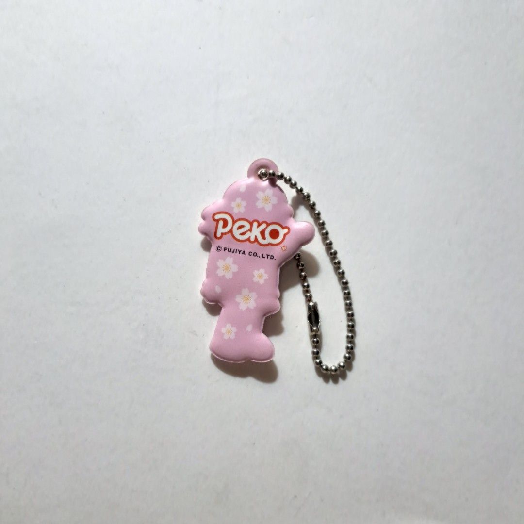 Mini Peko chan keychain (Category: Character Goods) located in M'Lang. Submitted by ardinelle.finds (Listing ID 1442729122, Image 2). Description: Feel free to check my listings ~♪ I am willing to give discounts when you buy multiple items 🌱 Location: North Cotabato, Mindanao Couriers accepted: Flash Express, LBC, J&T please don't hesitate to message me for questionsꉂꉂ(ᵔᗜᵔ◍).