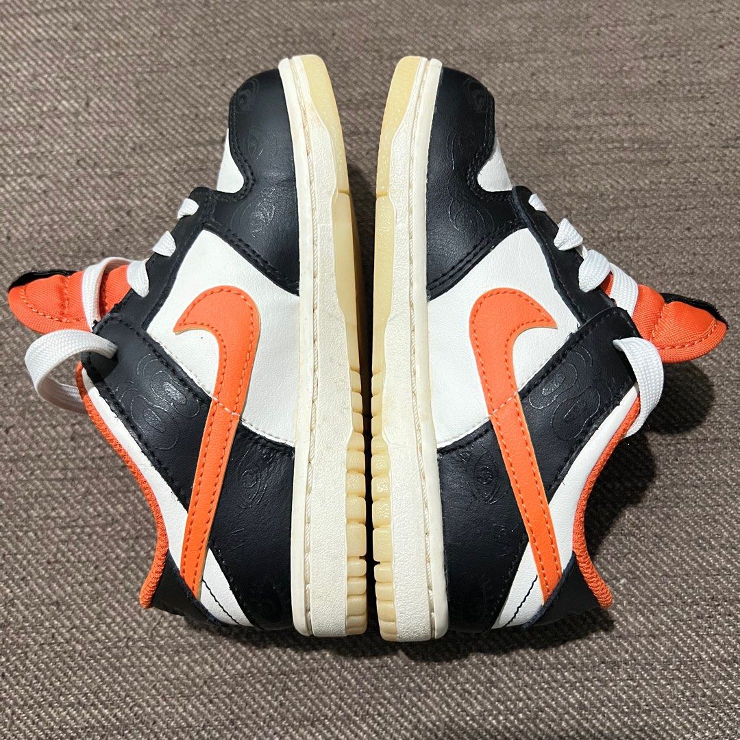 Nike Dunk Low PRM “Halloween 2021” (Size 10C) (Category: Babies & Kids Fashion) located in Caloocan City. Submitted by _acearanda (Listing ID 1442681175, Image 3). Description: Nike Kids Dunk Low PRM “Halloween 2021” Glow in the Dark 100% Authentic from Nike - Like new - No smell - Clean inside - No issue Rfs: Naliitan na..