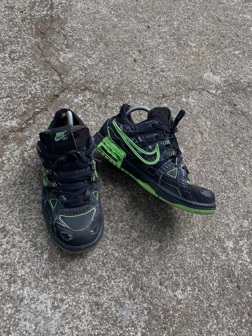 Nike X Off white air rubber dunk (Category: Sneakers) located in Labo. Submitted by marconotpolo (Listing ID 1442579681, Image 2). Description: .