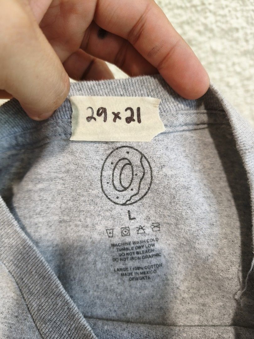 Odd Future Donut Logo T-Shirt Grey Size L (Category: Tshirts & Polo Shirts ) located in Iloilo. Submitted by daddy_declutter (Listing ID 1442553779, Image 2). Description: - Grey t-shirt with iconic Odd Future donut logo - Graphic features pink and yellow colors - Tagged size L - Measurements: 29 inches long, 21 inches wide - Made in Mexico - 100% cotton -add 80 for Sf thru JNT.