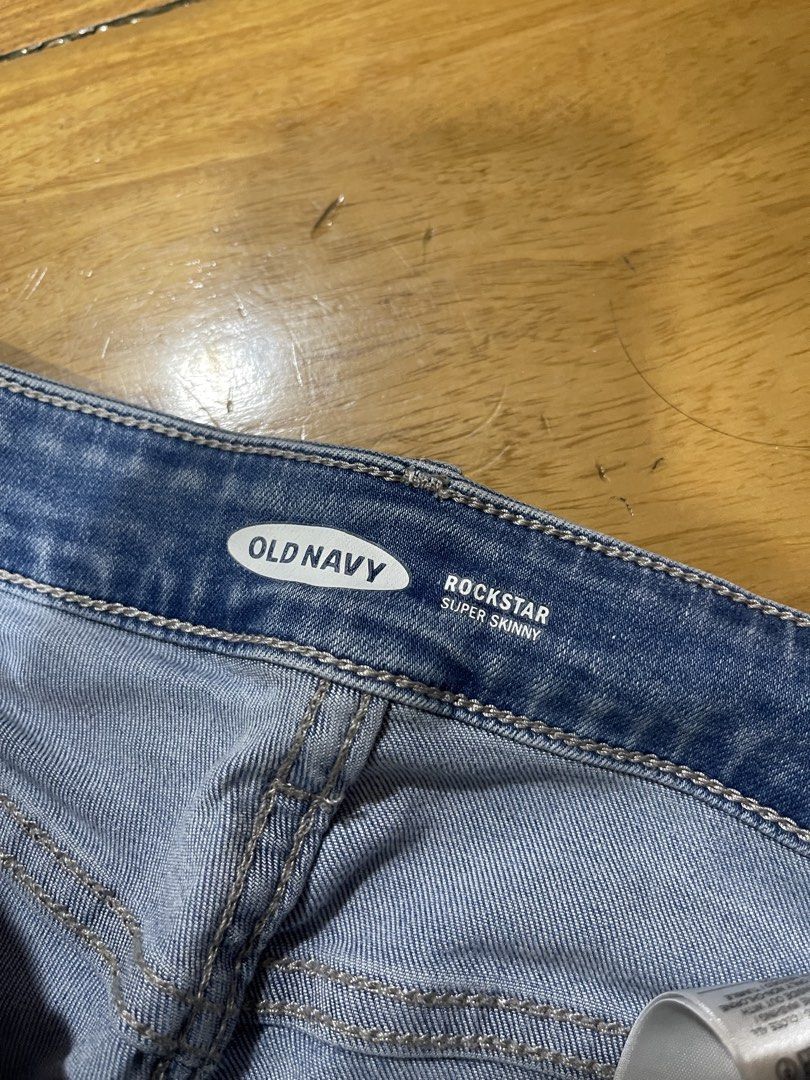 Old Navy Embroidered Jeans (Category: Jeans) located in Quezon City. Submitted by andreaa20 (Listing ID 1442619362, Image 3). Description: Old Navy Rockstar Skinny Jeans with Embroidered Flowers Open to nego. Rfs: decluttering..