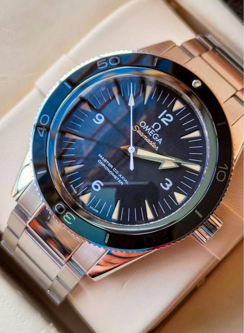 OMEGA SEAMASTER 300 MASTER CO-AXIAL CHRONOMETER ⚓✨ (Category: Luxury Watches) located in Manila. Submitted by kristinepenafiel (Listing ID 1442639202, Image 1). Description: OMEGA SEAMASTER 300 MASTER CO-AXIAL CHRONOMETER ⚓✨ A modern classic featuring Omega’s Master Co-Axial movement, anti-magnetic technology, and ceramic bezel. ✔️ Black Dial ✔️ Certified Chronometer ✔️ Complete Set ✔️ 41mm Case ✔️ Model: 233.30.41.21.01.001 Price: ₱268,000 Messa