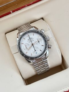 (Category: ) located in . Submitted by authoritytimepieces (Listing ID 1442682107, Image 1). Description: .