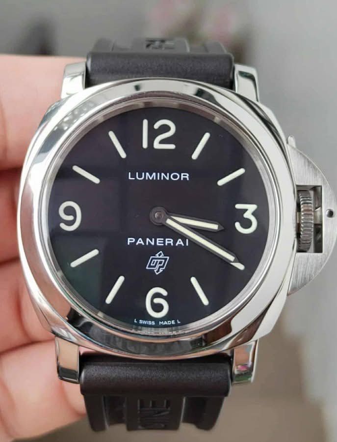 PAN LUMINOR 44MM ✨ (Category: Luxury Watches) located in Manila. Submitted by kristinepenafiel (Listing ID 1442647861, Image 3). Description: PAN LUMINOR 44MM ✨ ₱208,000 ✔️Complete Set ✔️Manual Winding Movement Model: PAM 000 ✨Case Size: 44mm ✨Black Dial ✨Condition: 9/10 Built for enthusiasts who appreciate strong wrist presence and timeless military-inspired design, remains one of the most recognizable luxury sports watches ever created. Bold. I