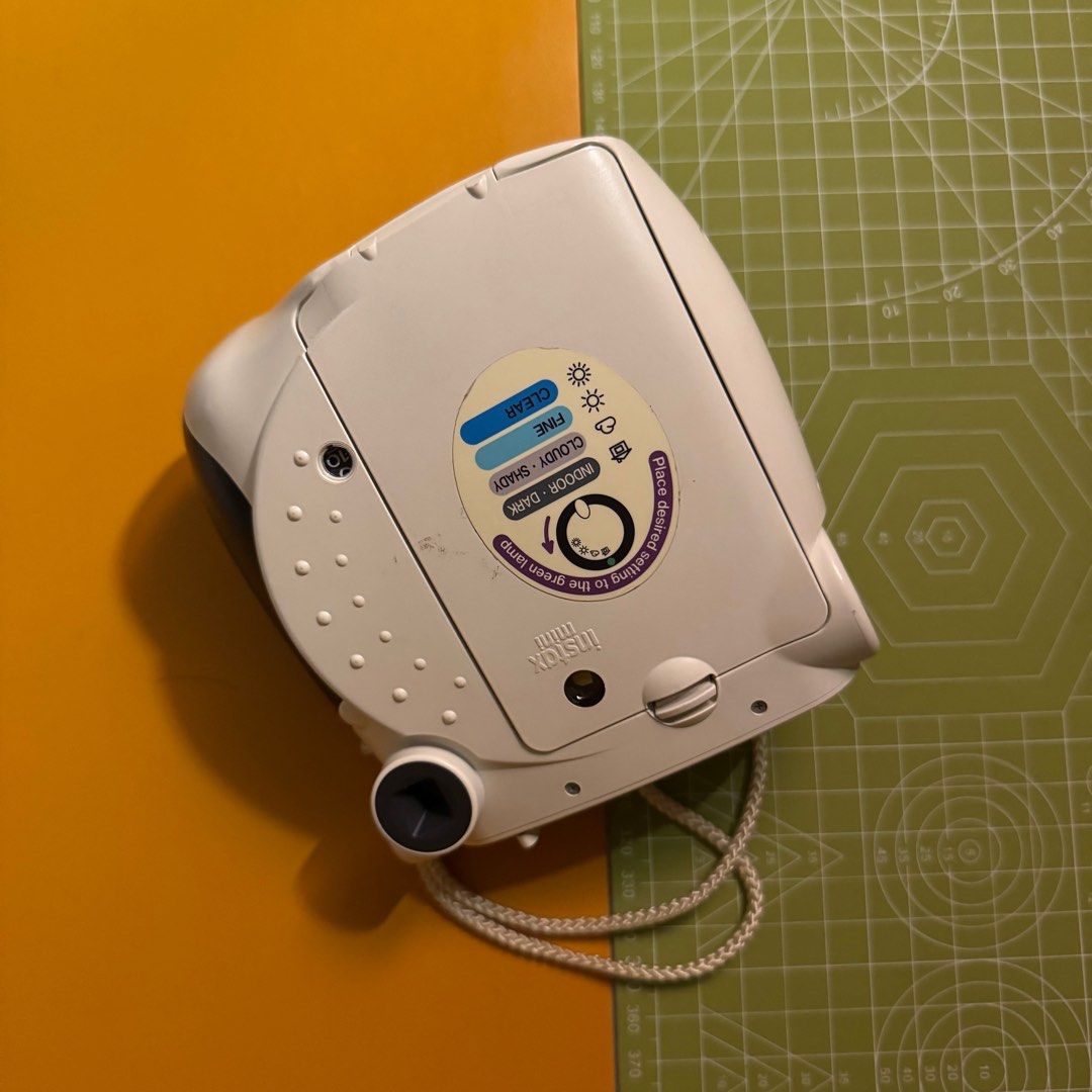 Panda Instax Mini 7s (Category: Cameras) located in Makati City. Submitted by smolpapi (Listing ID 1442718518, Image 3). Description: NOTE: Not sure if still working since I don’t have batteries for testing.