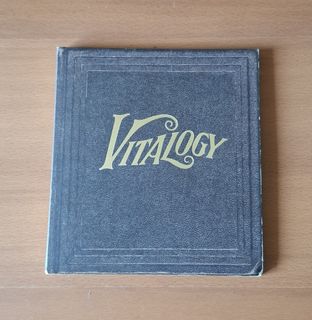 (Category: ) located in . Submitted by ultimaterecords (Listing ID 1442557189, Image 1). Description: .