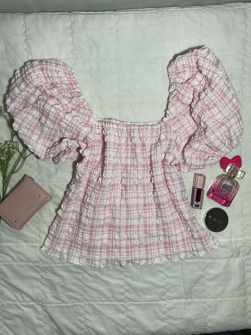 Pink Plaid Puff Sleeve Off-Shoulder Top (Category: Blouses) located in Manila. Submitted by arsyyyy.cat (Listing ID 1442578855, Image 2). Description: Item: Blouse Condition: 10/10 Size: S - M Mine: 179.