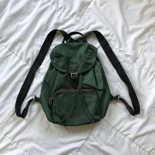 (Category: ) located in . Submitted by grabthiscloth (Listing ID 1442684188, Image 1). Description: .