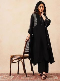 (Category: ) located in . Submitted by intrenddresses (Listing ID 1442607728, Image 1). Description: .