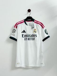 (Category: ) located in . Submitted by calcio_sport_jersey (Listing ID 1442718729, Image 1). Description: .