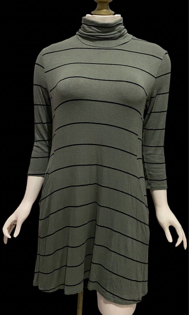 Rebel Sugar Stripe dress (Category: Dresses) located in Binan City. Submitted by myutopia28 (Listing ID 1442623965, Image 1). Description: Stripe dress Size medium to large Color : moss green .