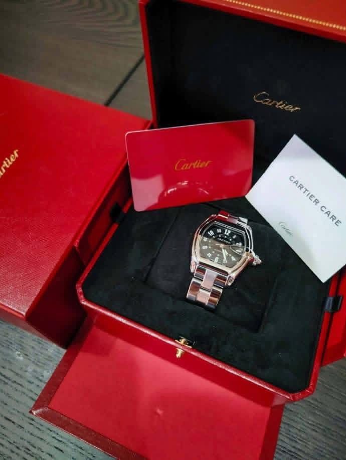 ROADSTER AUTOMATIC ✨ (Category: Luxury Watches) located in Manila. Submitted by kristinepenafiel (Listing ID 1442654073, Image 3). Description: Back in Stock! 🤩 ROADSTER AUTOMATIC ✨ P208,000 ✔️Complete Set ✔️Automatic Movement Model: Cartier 2510 ✨Ideal 38mm Wrist Presence ✨9 / 10 Excellent Overall Condition A bold and sporty classic from Cartier — the Roadster blends luxury and performance with its unmistakable curved case design and timeless p