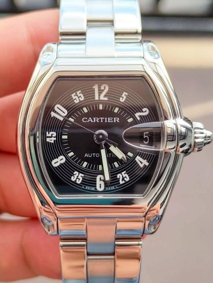 ROADSTER AUTOMATIC ✨ (Category: Luxury Watches) located in Manila. Submitted by kristinepenafiel (Listing ID 1442654073, Image 2). Description: Back in Stock! 🤩 ROADSTER AUTOMATIC ✨ P208,000 ✔️Complete Set ✔️Automatic Movement Model: Cartier 2510 ✨Ideal 38mm Wrist Presence ✨9 / 10 Excellent Overall Condition A bold and sporty classic from Cartier — the Roadster blends luxury and performance with its unmistakable curved case design and timeless p