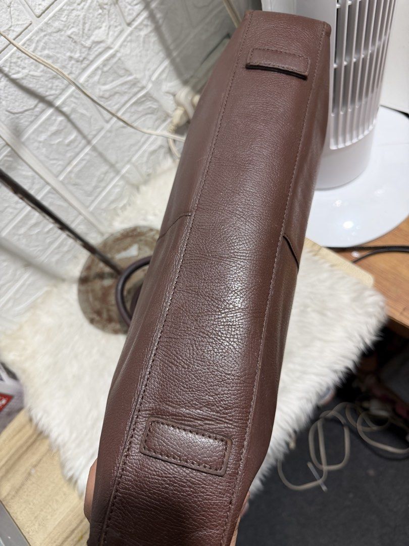 SAMSONITE (Category: Luxury Bags & Wallets) located in Davao. Submitted by blessed6 (Listing ID 1442671856, Image 3). Description: .