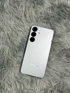 (Category: ) located in . Submitted by albay.hype.shop (Listing ID 1442663012, Image 1). Description: .