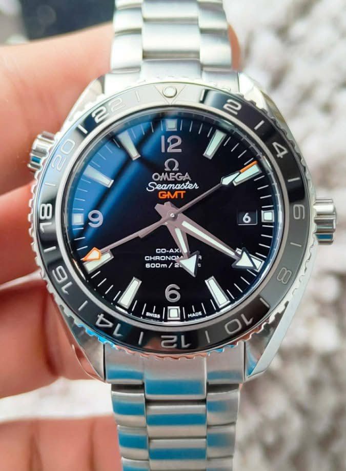 SEAMASTER PLANET OCEAN 600M GMT CO - AXIAL MODEL ✨ (Category: Luxury Watches) located in Manila. Submitted by kristinepenafiel (Listing ID 1442641648, Image 2). Description: SEAMASTER PLANET OCEAN 600M GMT CO - AXIAL MODEL ✨ 🔥 Fresh In 🔥 Price: ₱308,000 Adventure-ready. Collector-approved. ✔️ Complete Set ✔️ Certified Chronometer ✔️ Ceramic Bezel ✔️ GMT Function Ref. 232.32.44.22.01.001 ✨Black Dial ✨Case: 43.5mm ✨Condition: 9.5/10 A serious wat