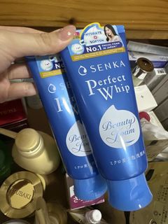 (Category: ) located in . Submitted by apparelsrack_sg (Listing ID 1442694104, Image 1). Description: .