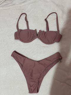 (Category: ) located in . Submitted by xoxxolia (Listing ID 1442645426, Image 1). Description: .