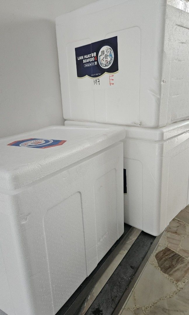 Styrofoam box cooler with cover476423616642437122