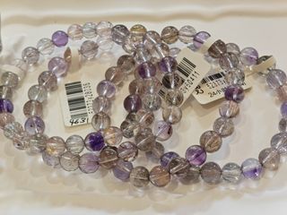(Category: ) located in . Submitted by ssevencrystals (Listing ID 1442637090, Image 1). Description: .
