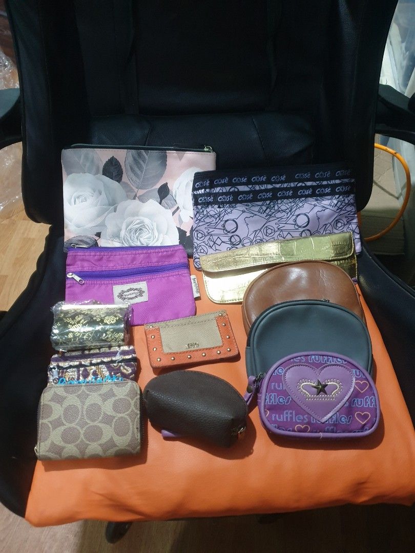 TAKE ALL‼LADIES POUCHES COIN PURSES (Category: Purses & Pouches) located in Malabon City. Submitted by toughMeg (Listing ID 1442689622, Image 1). Description: .