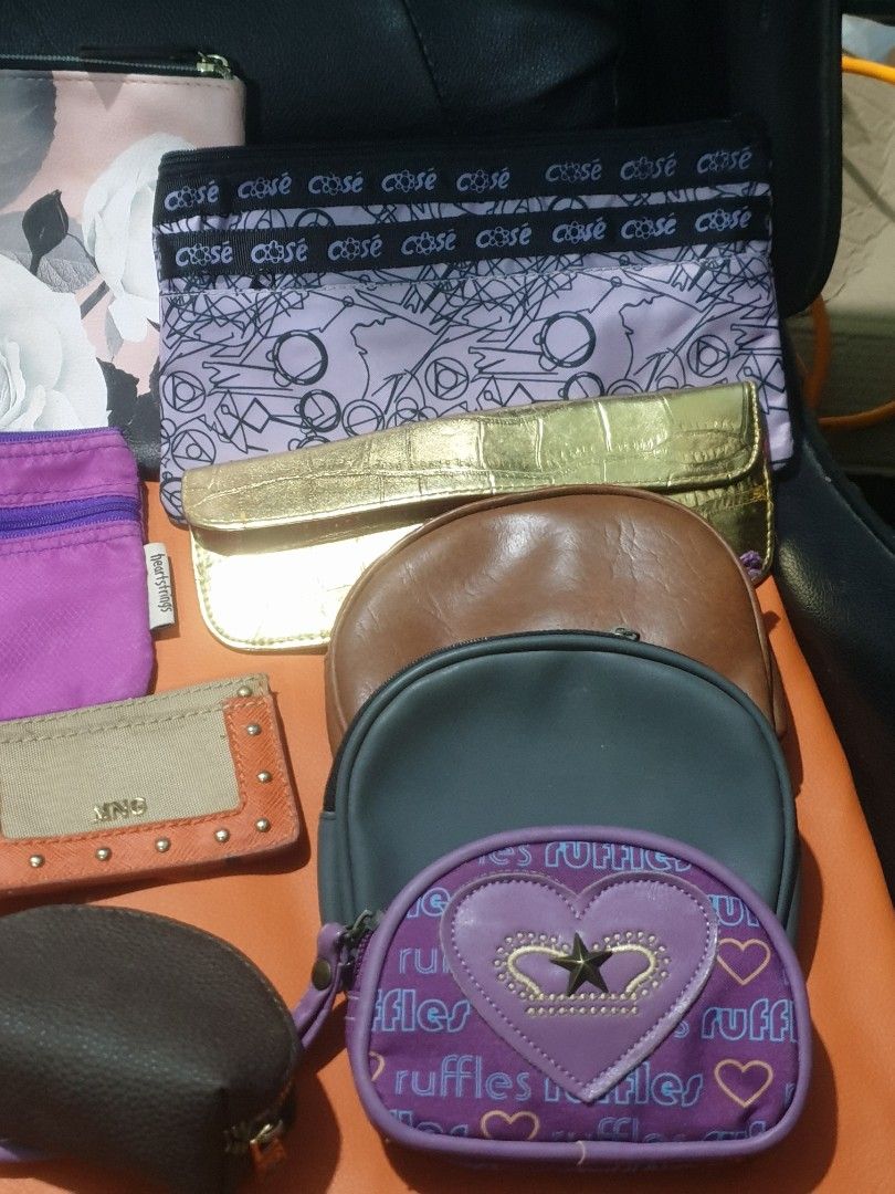 TAKE ALL‼LADIES POUCHES COIN PURSES (Category: Purses & Pouches) located in Malabon City. Submitted by toughMeg (Listing ID 1442689622, Image 3). Description: .