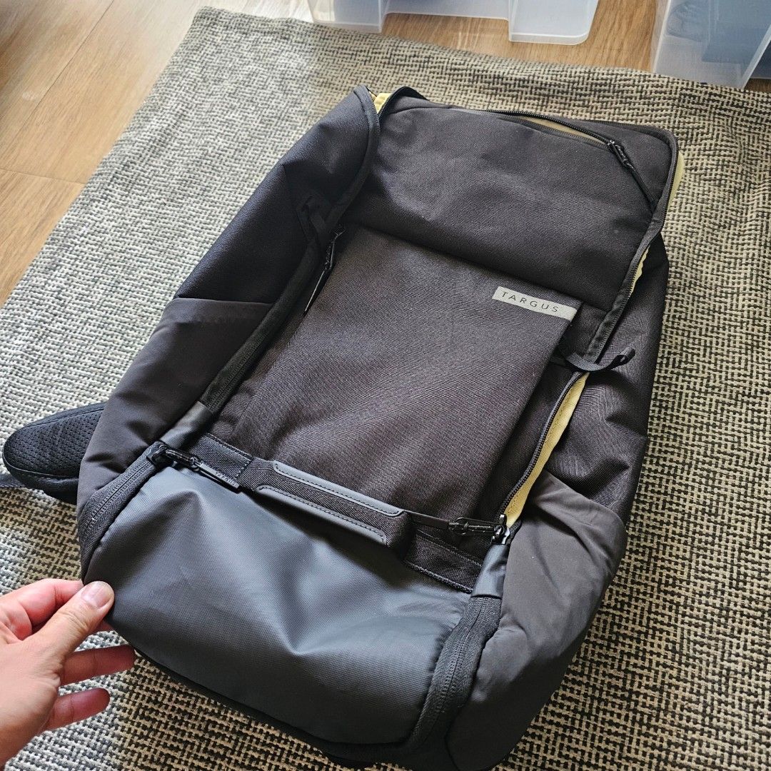 Targus Black Backpack workplus 32L (Category: Backpacks) located in Pasig City. Submitted by dodongying (Listing ID 1442571274, Image 1). Description: - Black Targus backpack 32L originally bought for 8k - Padded laptop compartment max 16" - Spacious main compartment - Adjustable and padded shoulder straps for comfort - shoe compartment - Minor scuffing on the front pocket area - Perfect for daily commute or travel.
