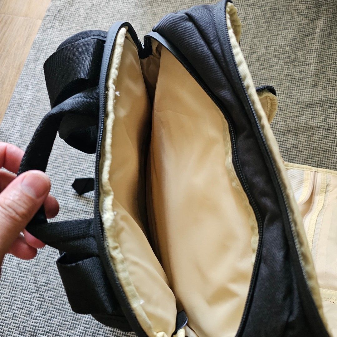 Targus Black Backpack workplus 32L (Category: Backpacks) located in Pasig City. Submitted by dodongying (Listing ID 1442571274, Image 3). Description: - Black Targus backpack 32L originally bought for 8k - Padded laptop compartment max 16" - Spacious main compartment - Adjustable and padded shoulder straps for comfort - shoe compartment - Minor scuffing on the front pocket area - Perfect for daily commute or travel.