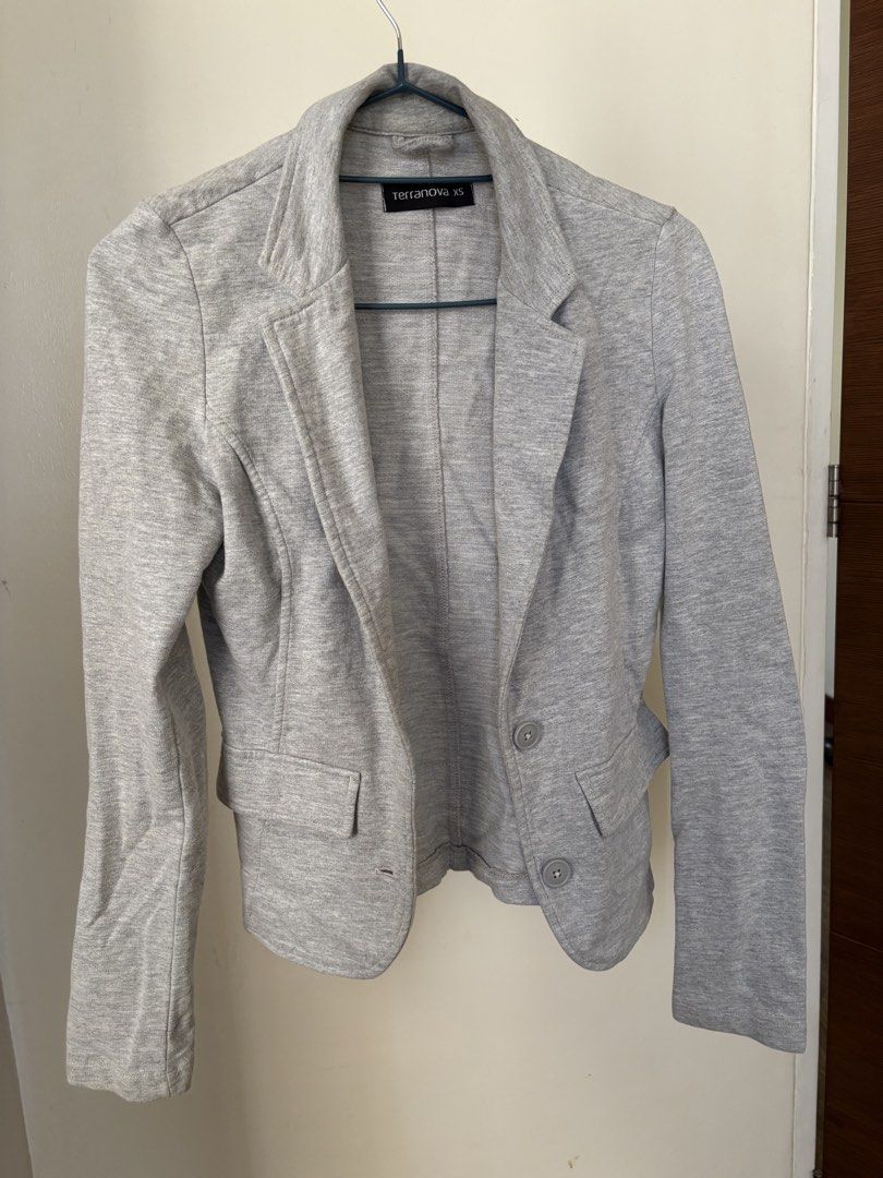 Terranova Grey Knit Blazer XS (Category: Coats, Jackets and Outerwear) located in Paranaque City. Submitted by aliyahhh. (Listing ID 1442617615, Image 1). Description: - Brand: Terranova - Color: Grey - Material: Knit - Size: XS - Closure: Two front buttons - Pockets: Two - Style: Simple, versatile, great for layering.