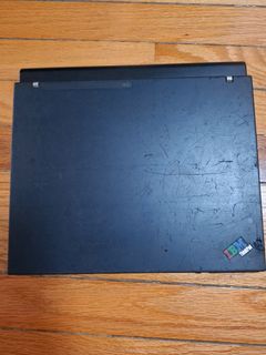 Antique ThinkPad X40 Laptop485698148228157440