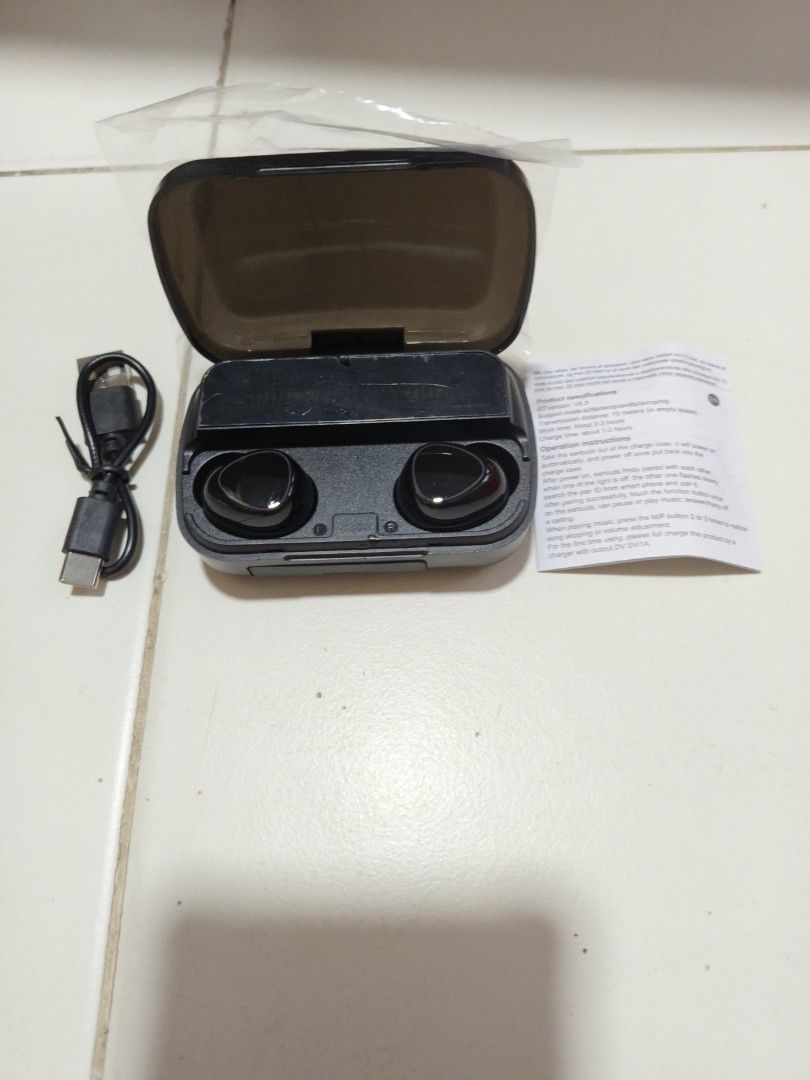 TWS Bluetooth earphones (3)