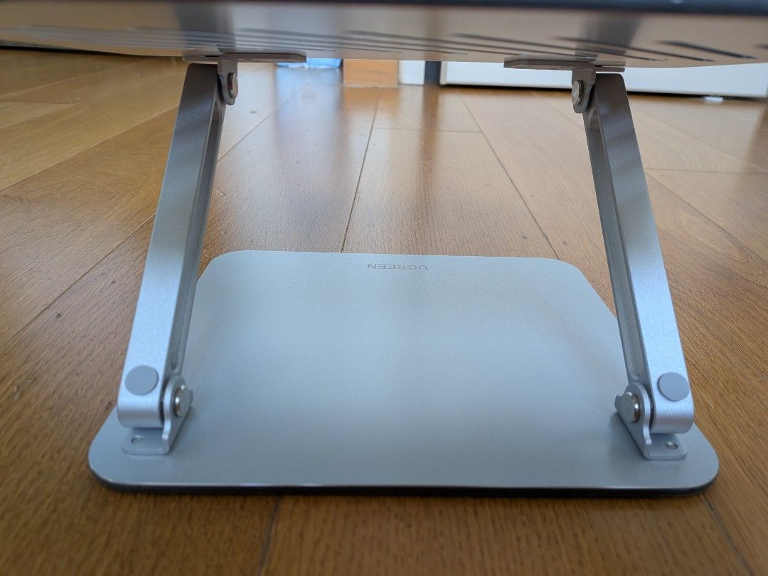 UGREEN Aluminum Laptop Stand Silver476377767310807042