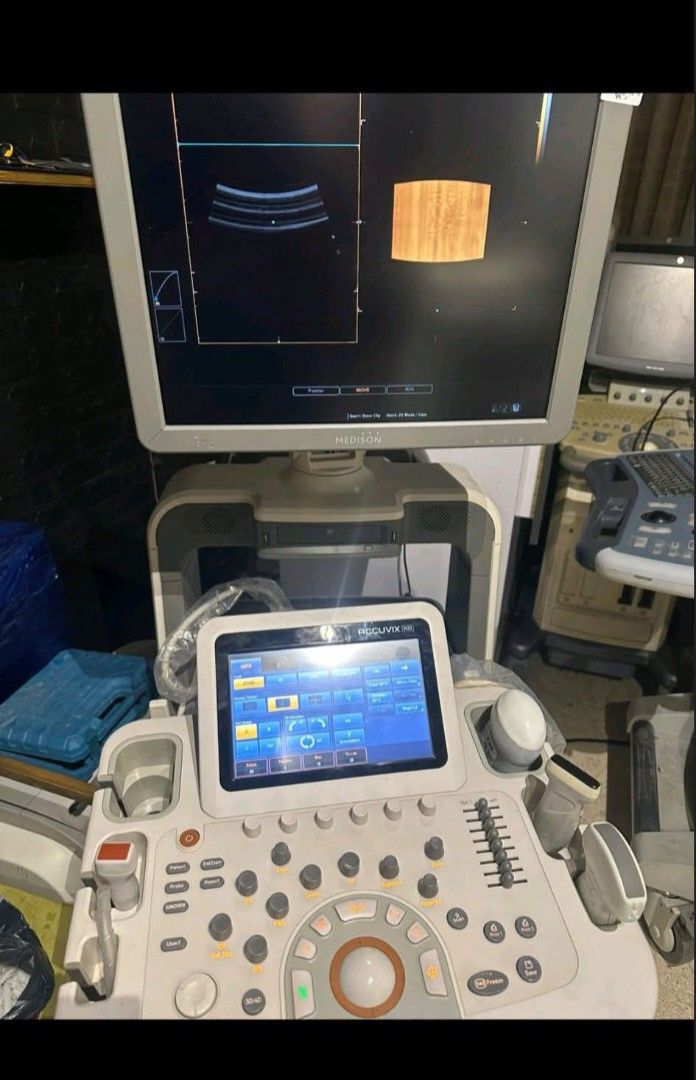 Ultrasound machine (Category: Medical Supplies & Tools) located in Angeles City. Submitted by ryainramos (Listing ID 1442587183, Image 1). Description: Samsung Medison XG 3 probes Convex Linear Transvaginal.