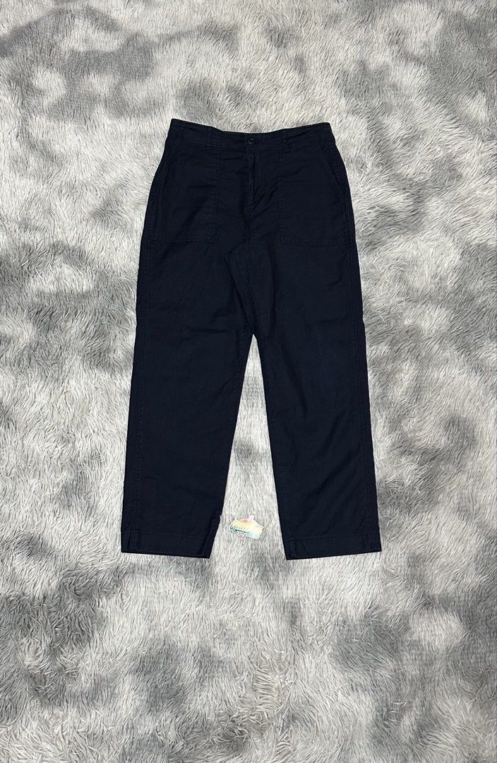 Un*qlo baker pants (Category: Jeans) located in Manila. Submitted by paulovenegaskalakal2020 (Listing ID 1442544086, Image 1). Description: For sale! Kalakal. Un*qlo baker pants Navy blue Size- 28 to 29 Length- 36 inches Thigh- 12 inches Knee- 9.5 inches Leg opening- 7 inches Good as new MINE 1,290 +sf.